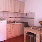 Apartment D\'S