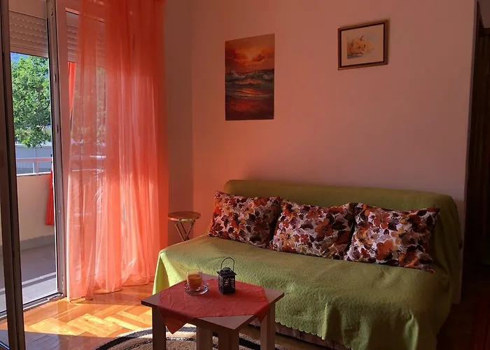 Apartment D\'S
